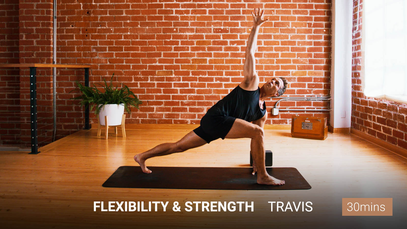 .Power Yoga for Flexibility & Strength.